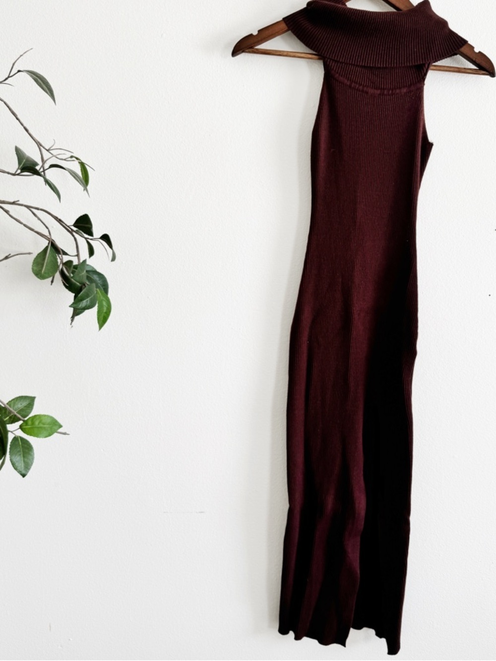 Windsor Brown Sleeveless Knit Turtleneck midi dress large